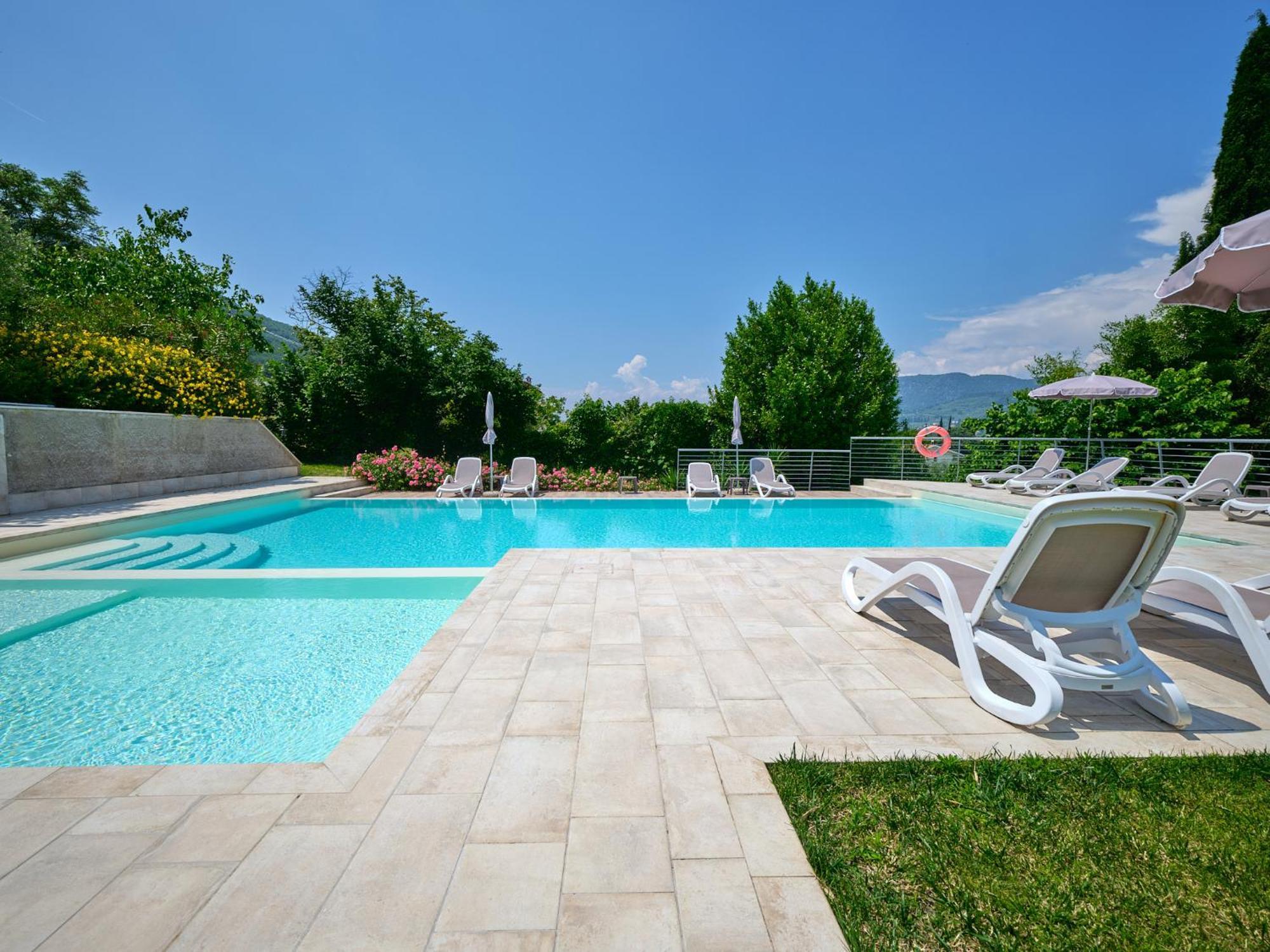 Appartamenti Le Rasole Garda  Exterior photo